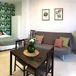 Apartamento Con Piscina En Ciudad Jardin